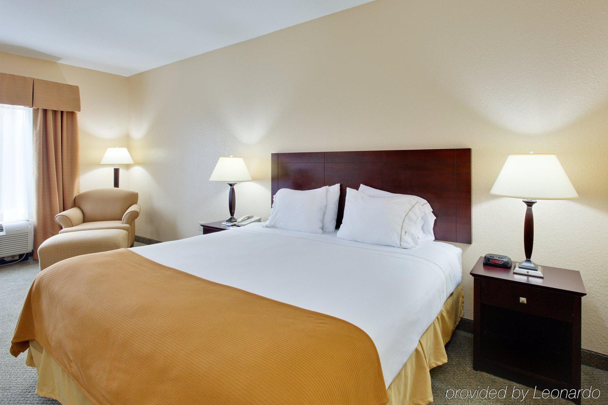 Holiday Inn Express Hotel & Suites Athens By Ihg Habitación foto